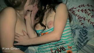 Менің трахает менің ыстық жиынтық қарындасын, 3some Әуесқой Секс Минет, девушки целуются, Киска аузына, Кончил аузына Алмасу шәуетімен Үлкен Камшот, 2 қыз 1 жігіт ыстық бу бля ЖЖМ