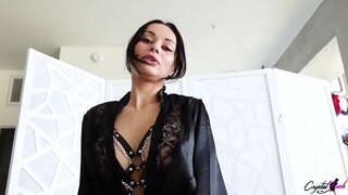 Seksi Crnka Заглатывает Veliki Kurac i Strasno Jebanje raka, sve dok ne ejakulira u usta