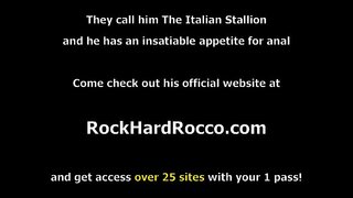 Slut stepteen uning stepmom kabi bo&#039;lishni istaydi, ular o&#039;pish va har bir boshqalar mushuk yalab boshlash.Birdan uning stepdad keladi, o&#039;rniga jinni olish, ularni tomoq uning katta so&#039;rish u beradi cock.In qaytish u stepteens mushuk fucks va qattiq suvli ass mathes.